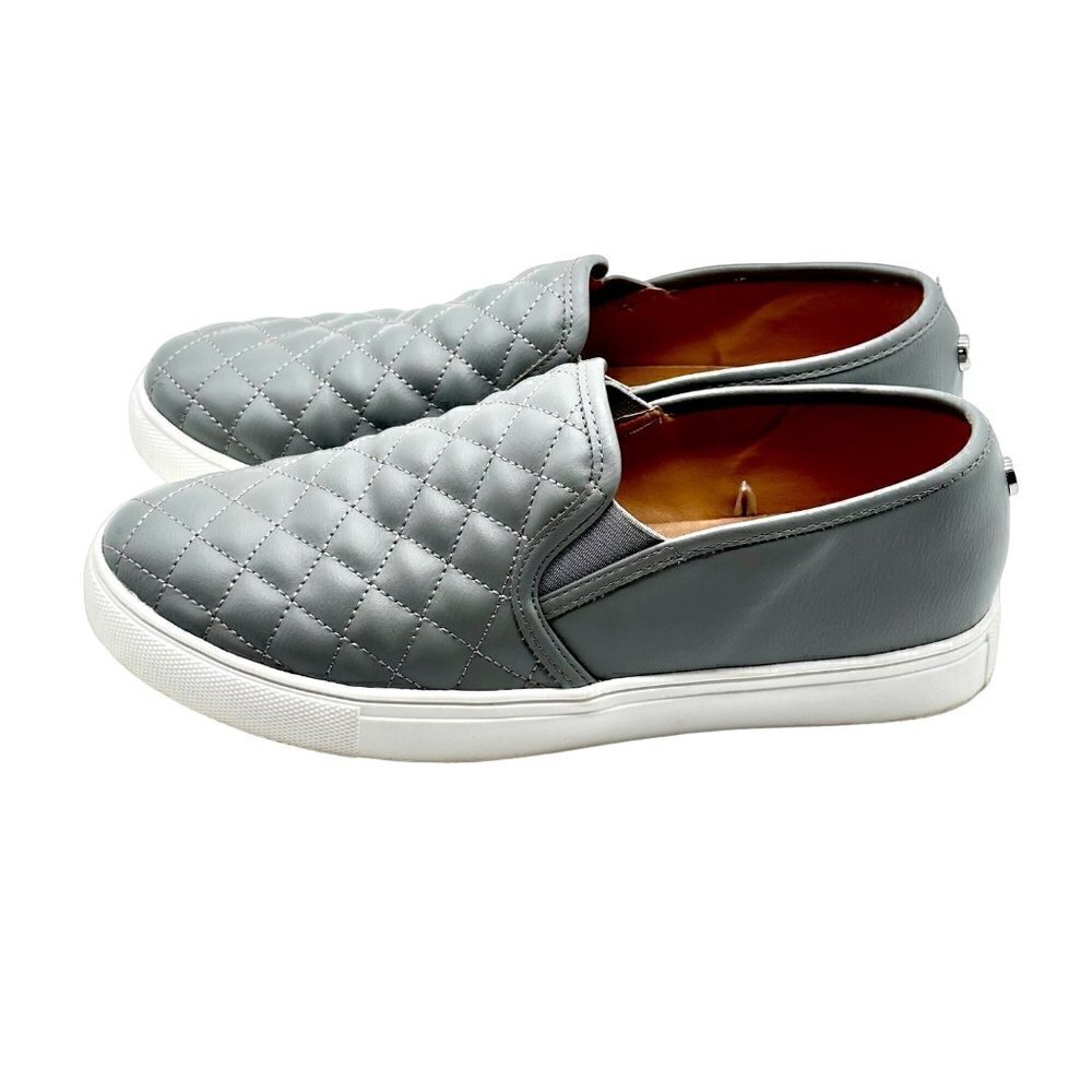 Steve Madden Gray & White Slip On Casual Shoes Women’s Size 9M